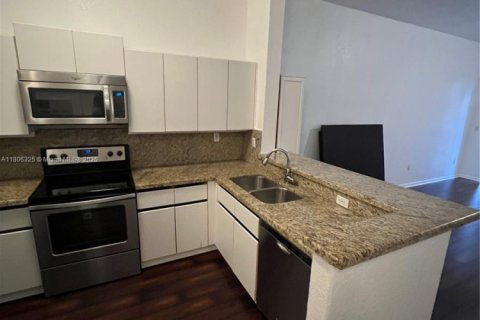 Купить кондоминиум в Майами, Флорида 3 спальни, 159.05м2, № 1746085 - фото 10