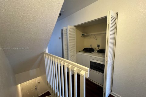 Купить кондоминиум в Майами, Флорида 3 спальни, 159.05м2, № 1746085 - фото 18