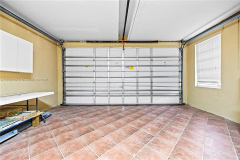 Adosado en alquiler en Coral Springs, Florida, 4 dormitorios, 181.16 m2 № 1929495 - foto 16