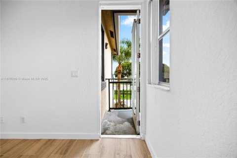Adosado en alquiler en Coral Springs, Florida, 4 dormitorios, 181.16 m2 № 1929495 - foto 23
