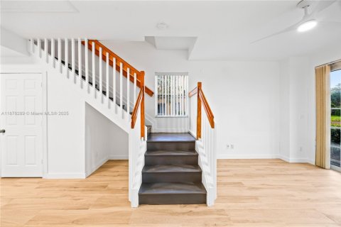 Adosado en alquiler en Coral Springs, Florida, 4 dormitorios, 181.16 m2 № 1929495 - foto 17
