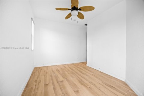 Adosado en alquiler en Coral Springs, Florida, 4 dormitorios, 181.16 m2 № 1929495 - foto 26