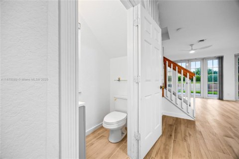 Adosado en alquiler en Coral Springs, Florida, 4 dormitorios, 181.16 m2 № 1929495 - foto 15