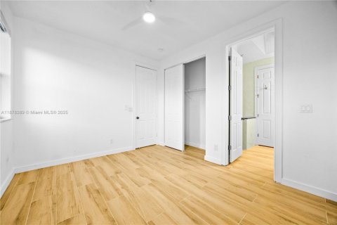 Adosado en alquiler en Coral Springs, Florida, 4 dormitorios, 181.16 m2 № 1929495 - foto 22