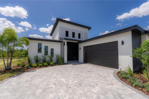 Villa ou maison à vendre à Auburndale, Floride: 4 chambres, 202.71 m2 № 1723124 - photo 1