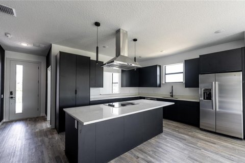 Casa en venta en Auburndale, Florida, 4 dormitorios, 202.71 m2 № 1723124 - foto 3