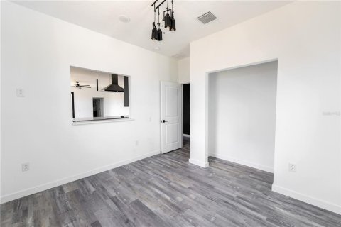Villa ou maison à vendre à Auburndale, Floride: 4 chambres, 202.71 m2 № 1723124 - photo 4
