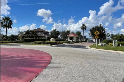 Villa ou maison à vendre à Auburndale, Floride: 4 chambres, 202.71 m2 № 1723124 - photo 18