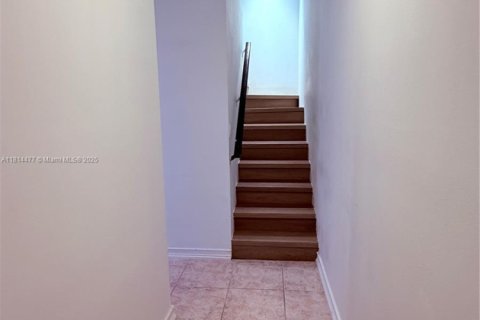 Adosado en venta en Sunrise, Florida, 2 dormitorios, 132.94 m2 № 1874419 - foto 4