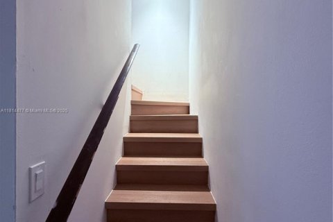 Adosado en venta en Sunrise, Florida, 2 dormitorios, 132.94 m2 № 1874419 - foto 23