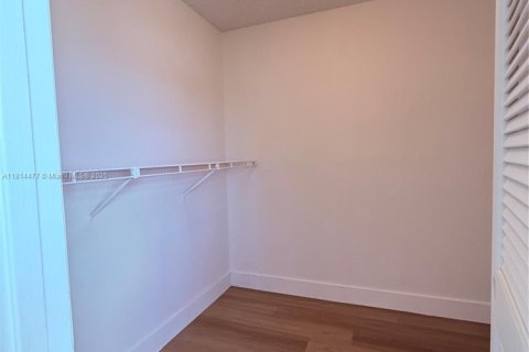 Adosado en venta en Sunrise, Florida, 2 dormitorios, 132.94 m2 № 1874419 - foto 28