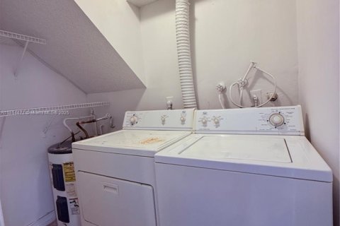 Adosado en venta en Sunrise, Florida, 2 dormitorios, 132.94 m2 № 1874419 - foto 11