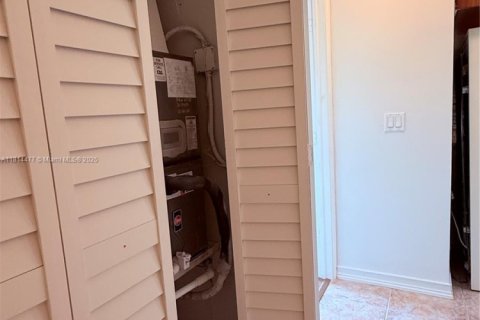 Adosado en venta en Sunrise, Florida, 2 dormitorios, 132.94 m2 № 1874419 - foto 7