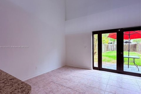 Adosado en venta en Sunrise, Florida, 2 dormitorios, 132.94 m2 № 1874419 - foto 14