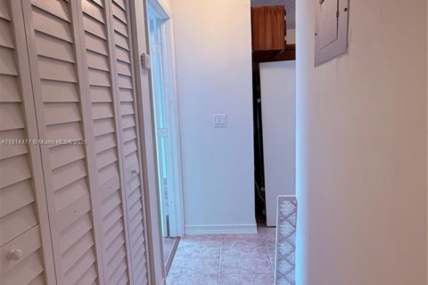 Adosado en venta en Sunrise, Florida, 2 dormitorios, 132.94 m2 № 1874419 - foto 6