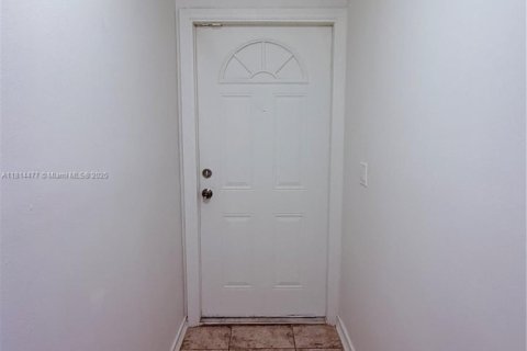 Adosado en venta en Sunrise, Florida, 2 dormitorios, 132.94 m2 № 1874419 - foto 3