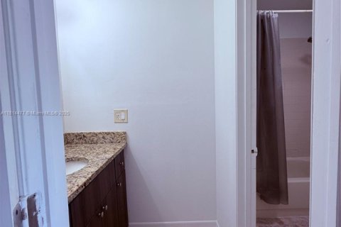 Adosado en venta en Sunrise, Florida, 2 dormitorios, 132.94 m2 № 1874419 - foto 29