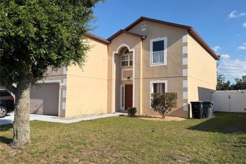 Casa en Davenport, Florida 4 dormitorios, 259.38 m2 № 2157875