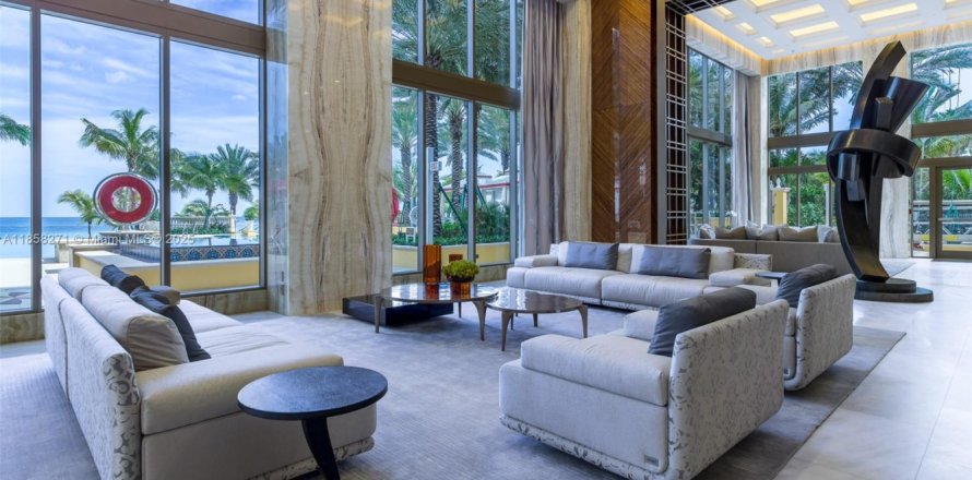 Condo in Sunny Isles Beach, Florida, 4 bedrooms № 1882481