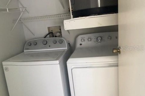 Apartamento en alquiler en Oldsmar, Florida, 2 dormitorios, 85.01 m2 № 1907391 - foto 5