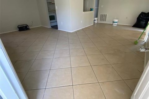 Apartamento en alquiler en Oldsmar, Florida, 2 dormitorios, 85.01 m2 № 1907391 - foto 2