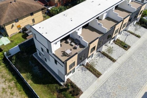 Touwnhouse à louer à Tampa, Floride: 4 chambres, 199.09 m2 № 2418882 - photo 29