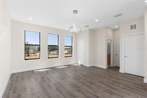 Touwnhouse à louer à Tampa, Floride: 4 chambres, 199.09 m2 № 2418882 - photo 23