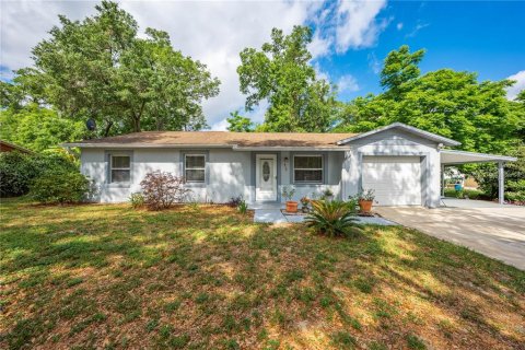 House in Apopka, Florida 3 bedrooms, 131.09 sq.m. № 1873092 - photo 2