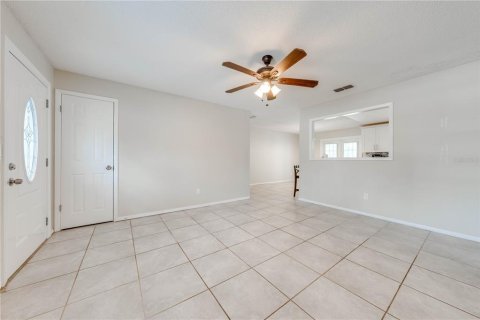 House in Apopka, Florida 3 bedrooms, 131.09 sq.m. № 1873092 - photo 10