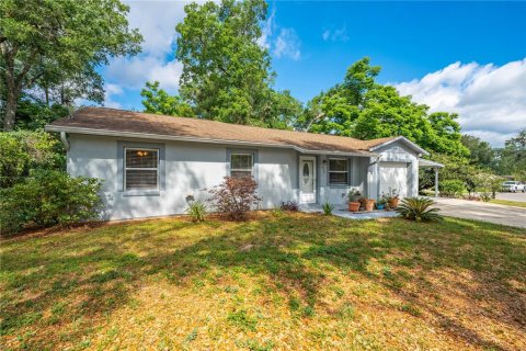 House in Apopka, Florida 3 bedrooms, 131.09 sq.m. № 1873092 - photo 4