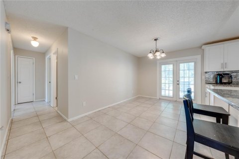 House in Apopka, Florida 3 bedrooms, 131.09 sq.m. № 1873092 - photo 13
