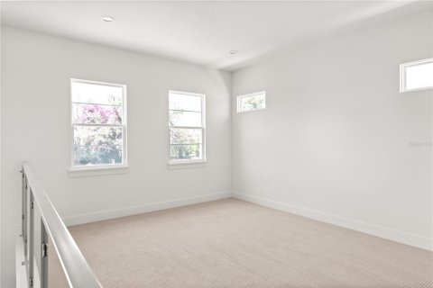 House in Sanford, Florida 4 bedrooms, 396.04 sq.m. № 1743214 - photo 19