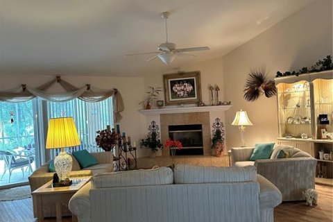 Casa en venta en Dunnellon, Florida, 3 dormitorios, 216.93 m2 № 1911590 - foto 5