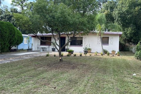 Villa ou maison à South Daytona, Floride 4 chambres, 209.96 m2 № 2399456