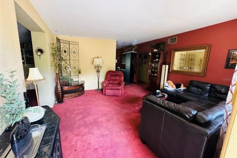 Villa ou maison à vendre à South Daytona, Floride: 4 chambres, 209.96 m2 № 2399456 - photo 12