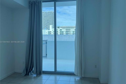 Снять в аренду кондоминиум в Майами, Флорида 1 спальня, 64.38м2, № 2004039 - фото 9