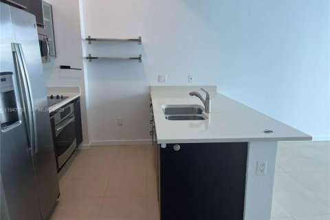 Снять в аренду кондоминиум в Майами, Флорида 1 спальня, 64.38м2, № 2004039 - фото 3