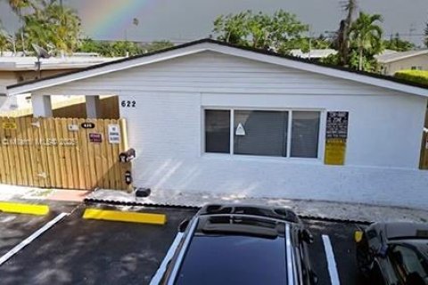 Снять в аренду квартиру в Халландейл-Бич, Флорида 2 спальни, 78.97м2, № 1964350 - фото 2