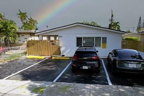 Снять в аренду квартиру в Халландейл-Бич, Флорида 2 спальни, 78.97м2, № 1964350 - фото 1