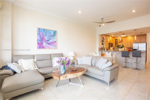Condo in Hollywood, Florida, 2 bedrooms  № 1593632 - photo 4