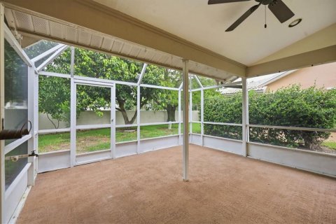 House in Bradenton, Florida 3 bedrooms, 146.97 sq.m. № 2128860 - photo 30
