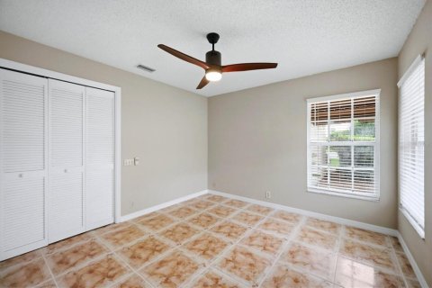 House in Bradenton, Florida 3 bedrooms, 146.97 sq.m. № 2128860 - photo 24
