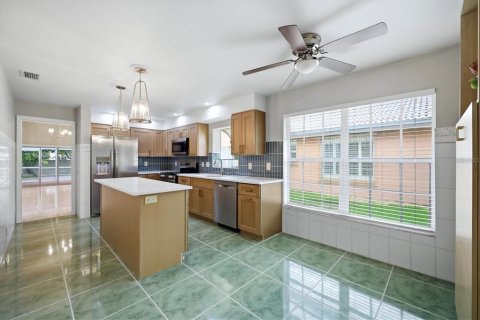 House in Bradenton, Florida 3 bedrooms, 146.97 sq.m. № 2128860 - photo 10