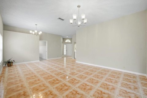 House in Bradenton, Florida 3 bedrooms, 146.97 sq.m. № 2128860 - photo 17