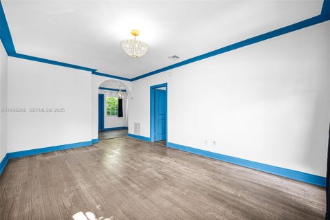 House in Miami Beach, Florida 1 bedroom, 60.85 sq.m. № 1994572 - photo 9