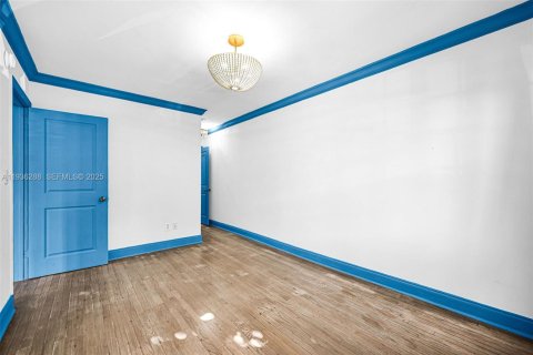 House in Miami Beach, Florida 1 bedroom, 60.85 sq.m. № 1994572 - photo 6