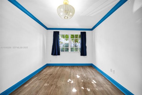 House in Miami Beach, Florida 1 bedroom, 60.85 sq.m. № 1994572 - photo 18