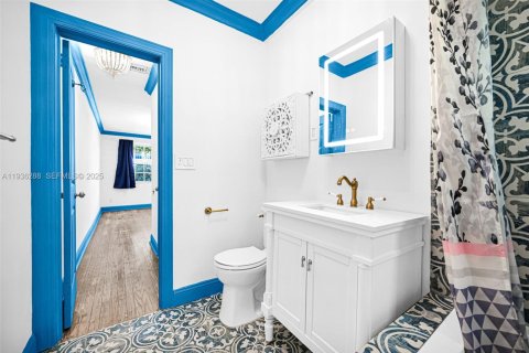 House in Miami Beach, Florida 1 bedroom, 60.85 sq.m. № 1994572 - photo 20