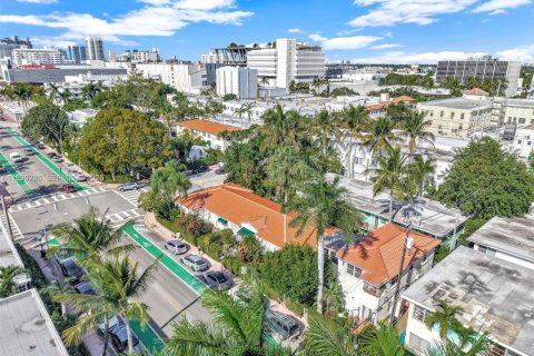 House in Miami Beach, Florida 1 bedroom, 60.85 sq.m. № 1994572 - photo 29