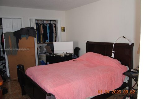 Casa en venta en Virginia Gardens, Florida, 3 dormitorios, 108.7 m2 № 2006511 - foto 28